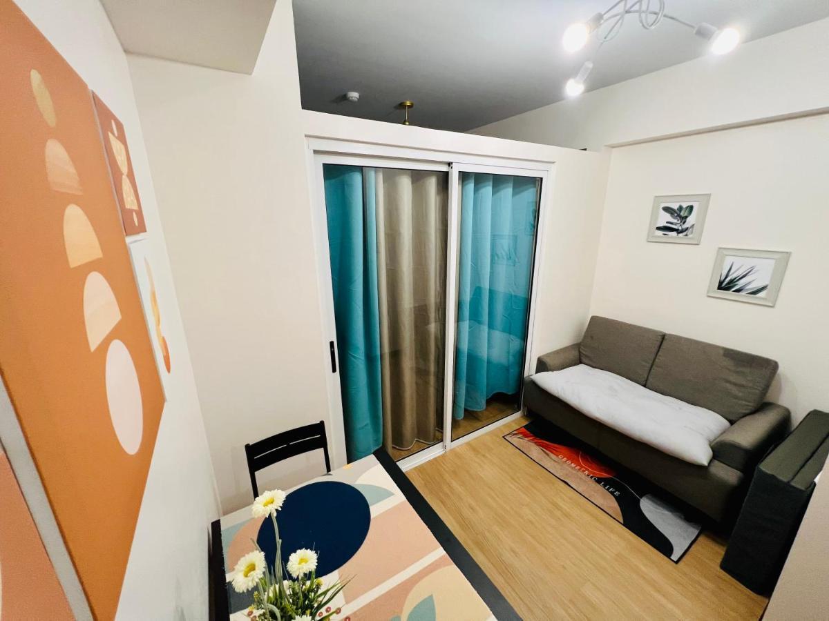 The Celandine By Dmci Homes Caloocan Exterior photo